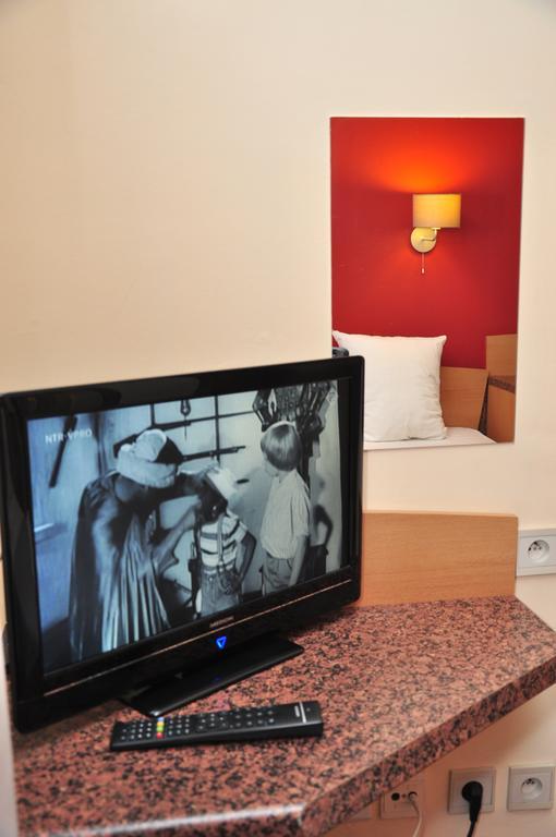 Afrit 28 Hotel Heusden-Zolder Szoba fotó